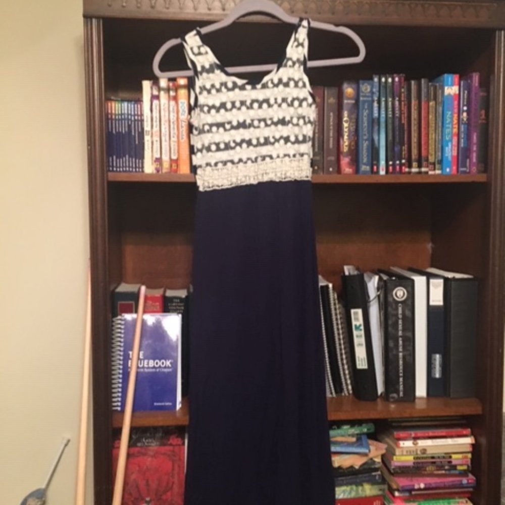 Sleeveless Navy/White Maxi Dress. Size 12